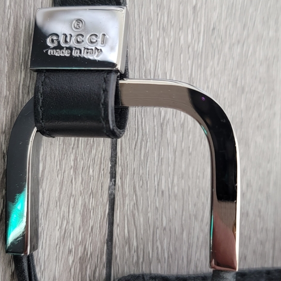 GUCCI Drawstring Bucket Bag - Picture 2 of 8